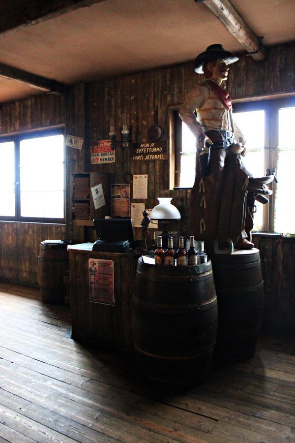 牛仔宾客牧场酒店 沃盖拉 外观 照片